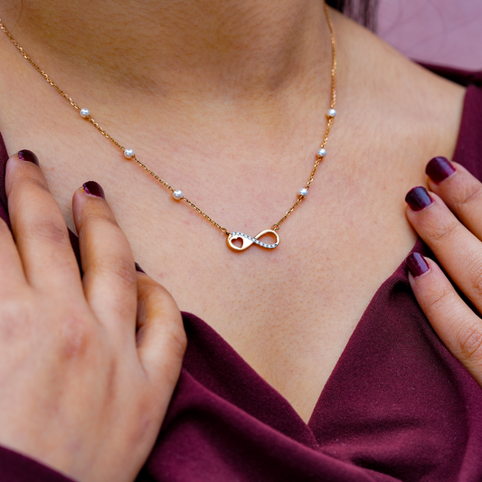 18K Solid Gold Infinity Heart Natural Diamond Pendant Necklace