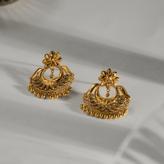 22k Yellow Gold Antique Finish Traditional Gold Chandbali Earrings