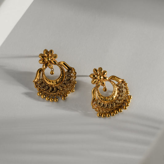 22k Yellow Gold Antique Finish Traditional Gold Chandbali Earrings