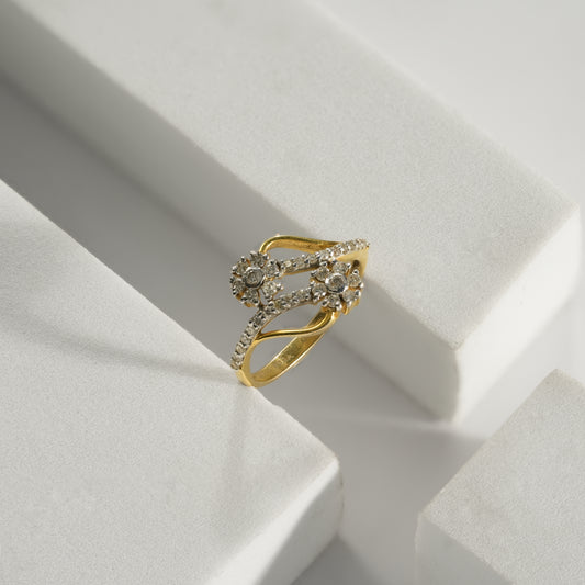 14K Solid Gold Interlaced Diamond Cluster Ring