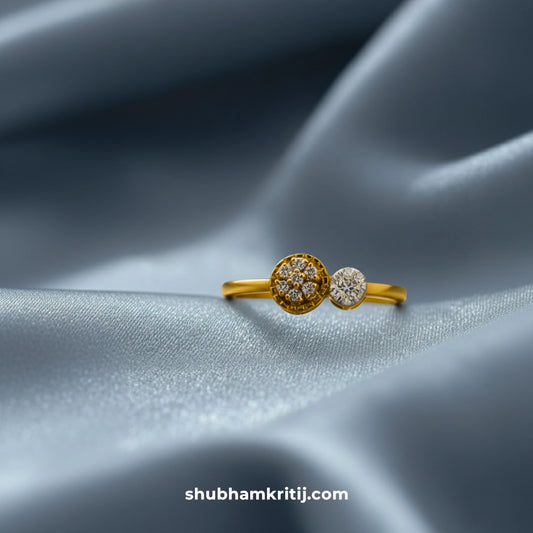 Open-ended gold diamond ring