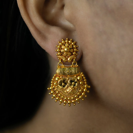 22k Yellow Gold Traditional Handcrafted Gold Jhumka Earrings