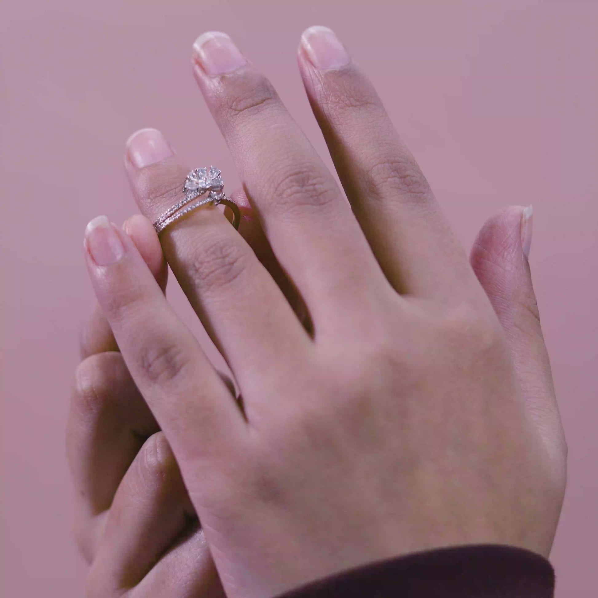 14K Solid Gold Floral Natural Diamond Cluster Ring