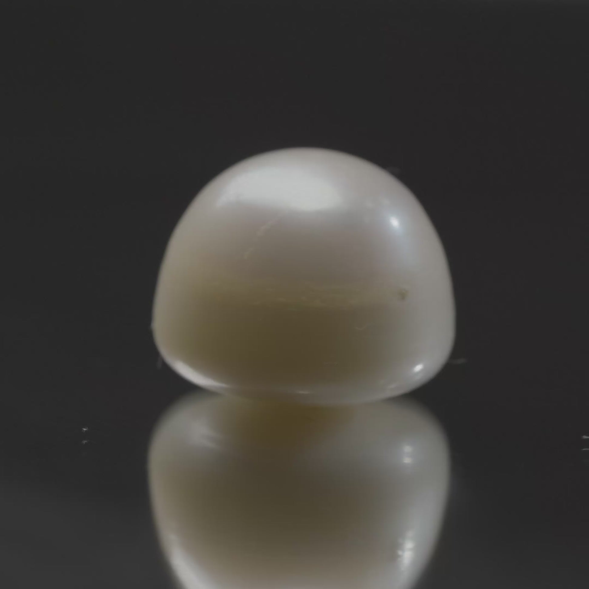Natural 13.45 C Pearl Round 14.94 Ratti Moti