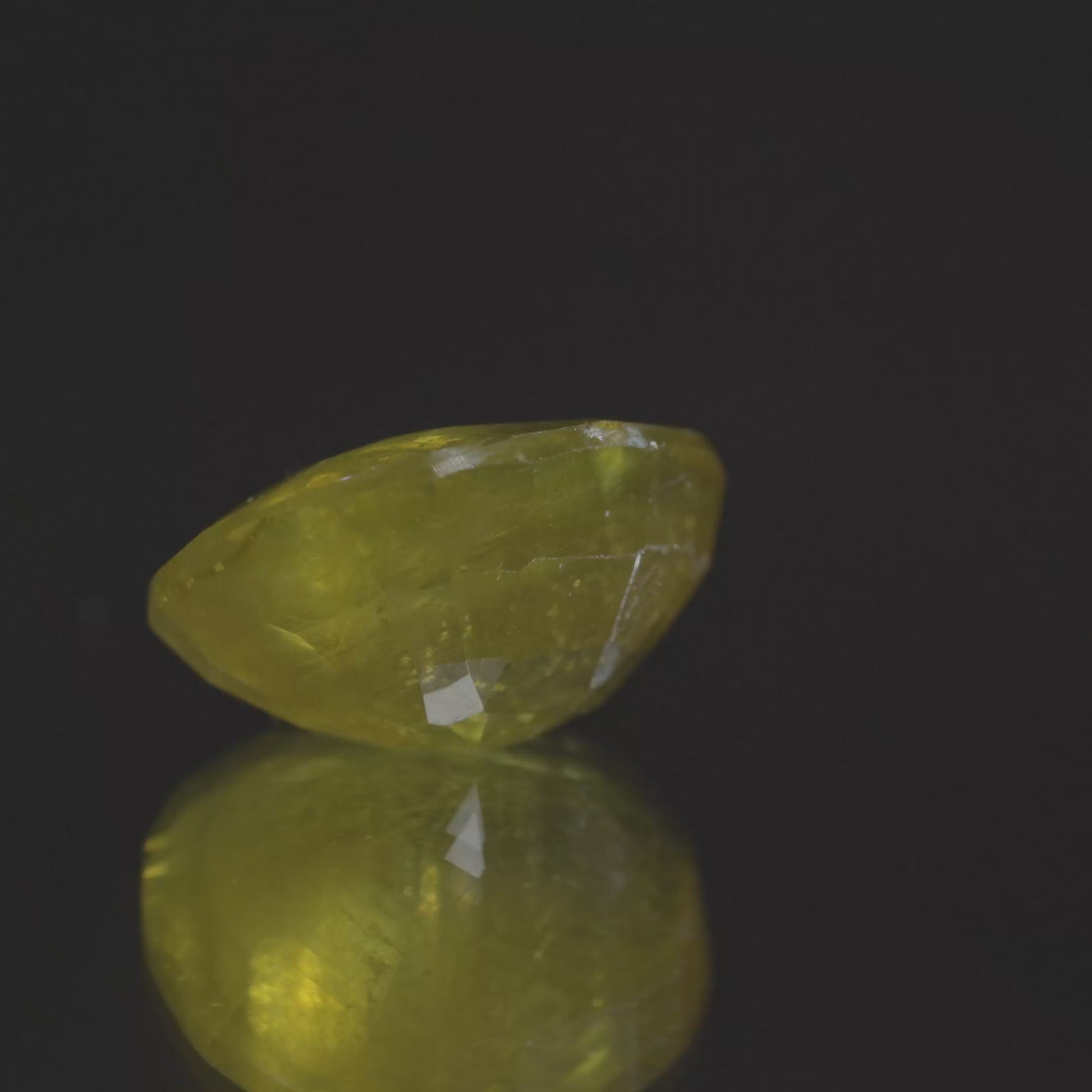 Natural 6.15 C Yellow Sapphire 6.84 Ratti Pukhraj
