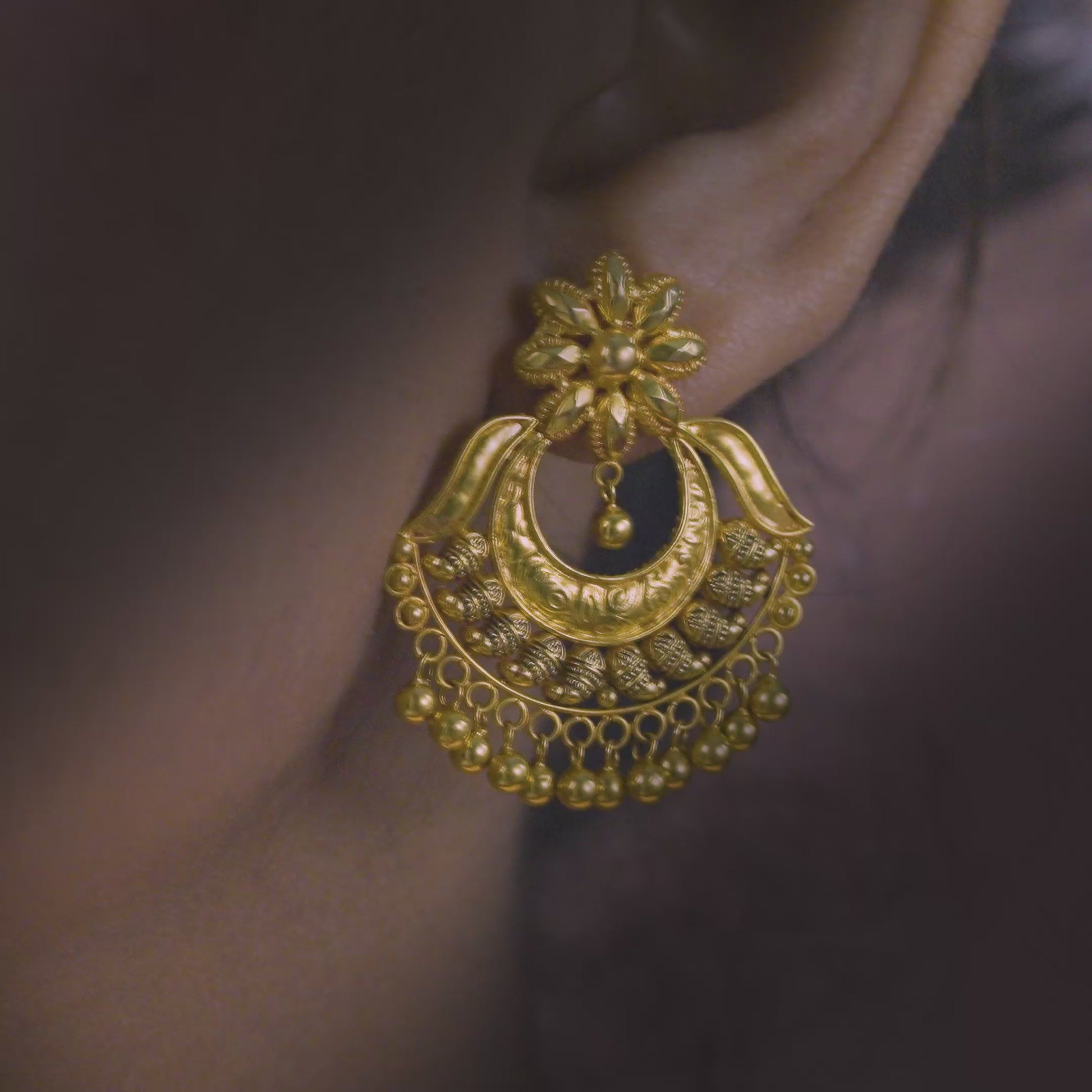 22k Yellow Gold Antique Finish Traditional Gold Chandbali Earrings