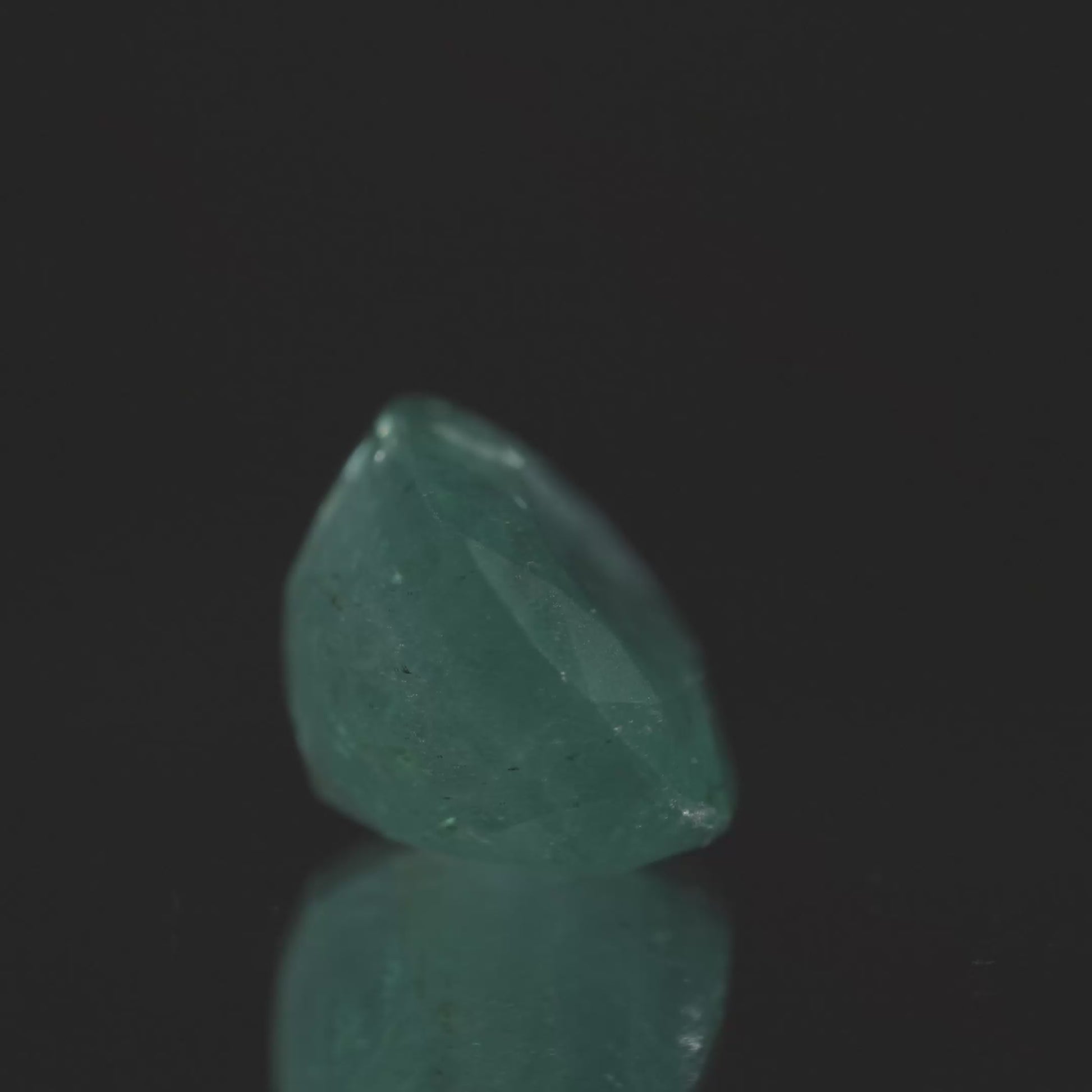 Natural 5.46 C Green Emerald Oval 6.06 Ratti Panna